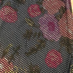 LuLaRoe Floral Leggings
